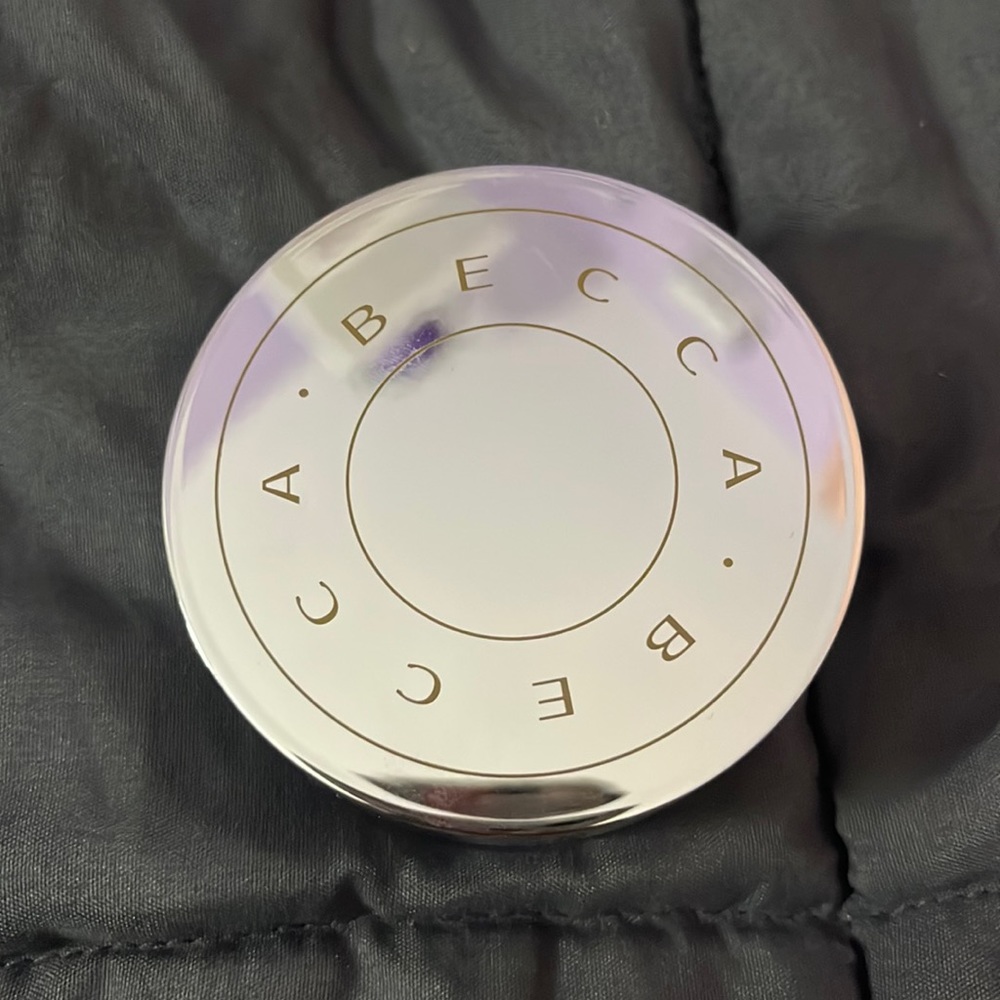 BECCA COSMETICS POWDER
